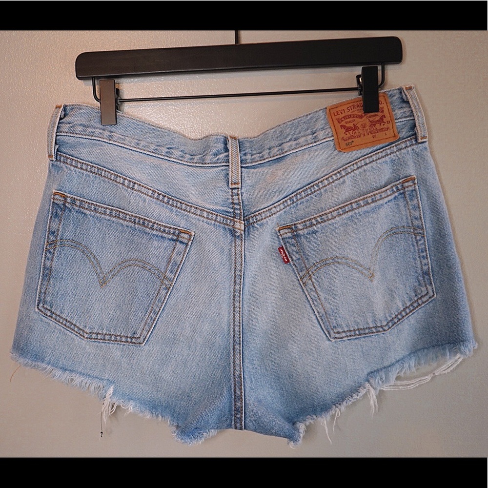 Levi’s Cutoffs